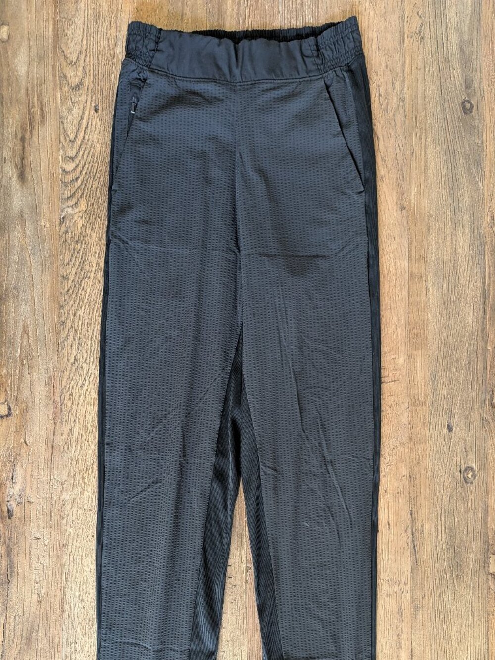 Athleta Brooklyn Textured Jogger Activewear Pants Size 4, Black